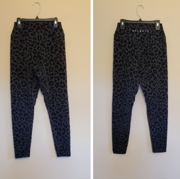 BALANCE ATHLETICA The Lux Pant Panther Black Velvet Leopard Print Leggin… - Picture 1 of 7